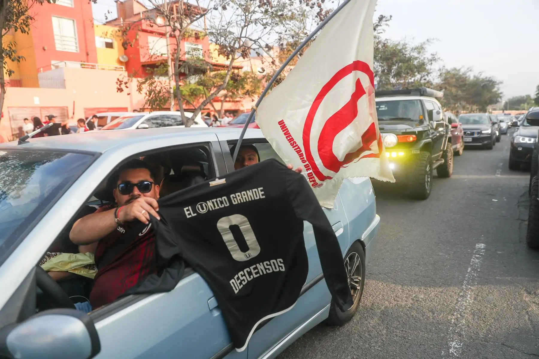 Tráfico congestionado  en los distritos de La Molina y Ate Vitarte  debido al clásico del futbol peruano entre  Universitario de Deportes y Alianza Lima que juegan en el estadio Monumental de Ate.
Foto: ANDINA/ Ricardo Cuba