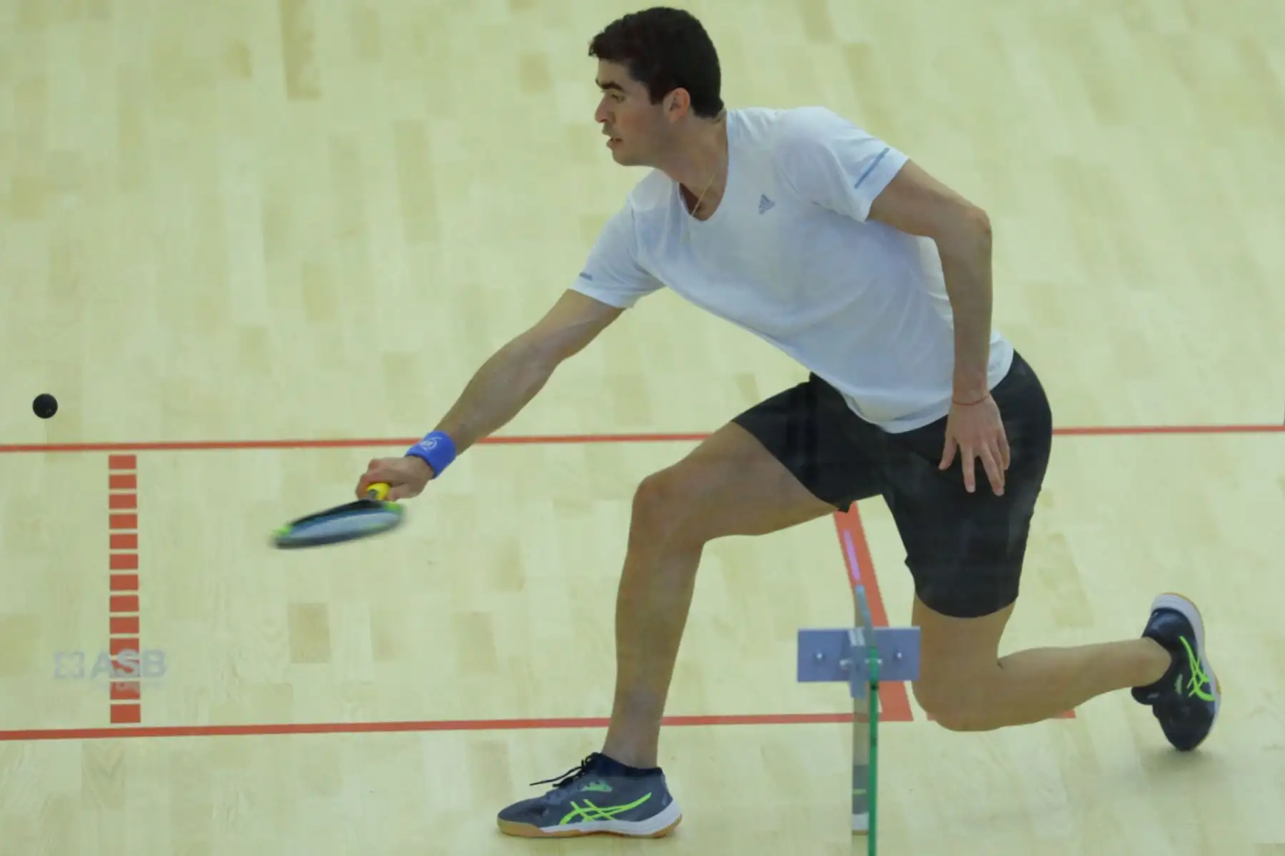 Diego Elías obtuvo el primer puesto en squash y sumó la décima medalla de oro en los Juegos Panamericanos de Santiago 2023.
Foto: IPD