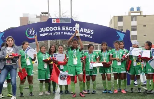 Este es el segundo año consecutivo en que un equipo shipibo-konibo obtiene el título de fútbol femenino.