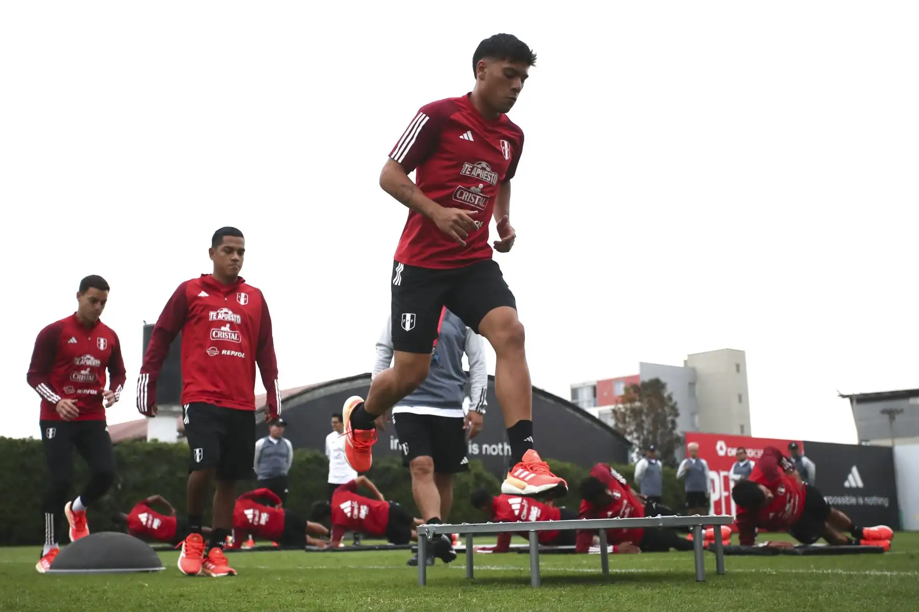 Jugadores de la Selección Peruana de Fútbol volvieron a las prácticas en el complejo de entrenamiento en la videna  de San Luis. Foto: FPF