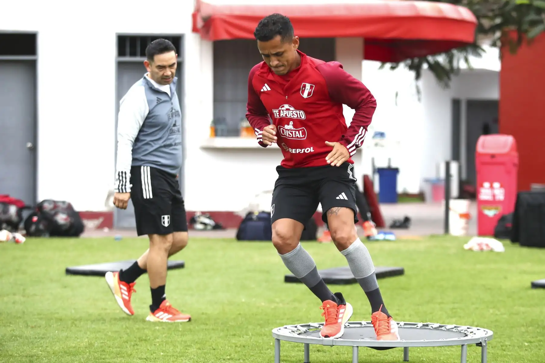 Jugadores de la Selección Peruana de Fútbol volvieron a las prácticas en el complejo de entrenamiento en la videna  de San Luis. Foto: FPF