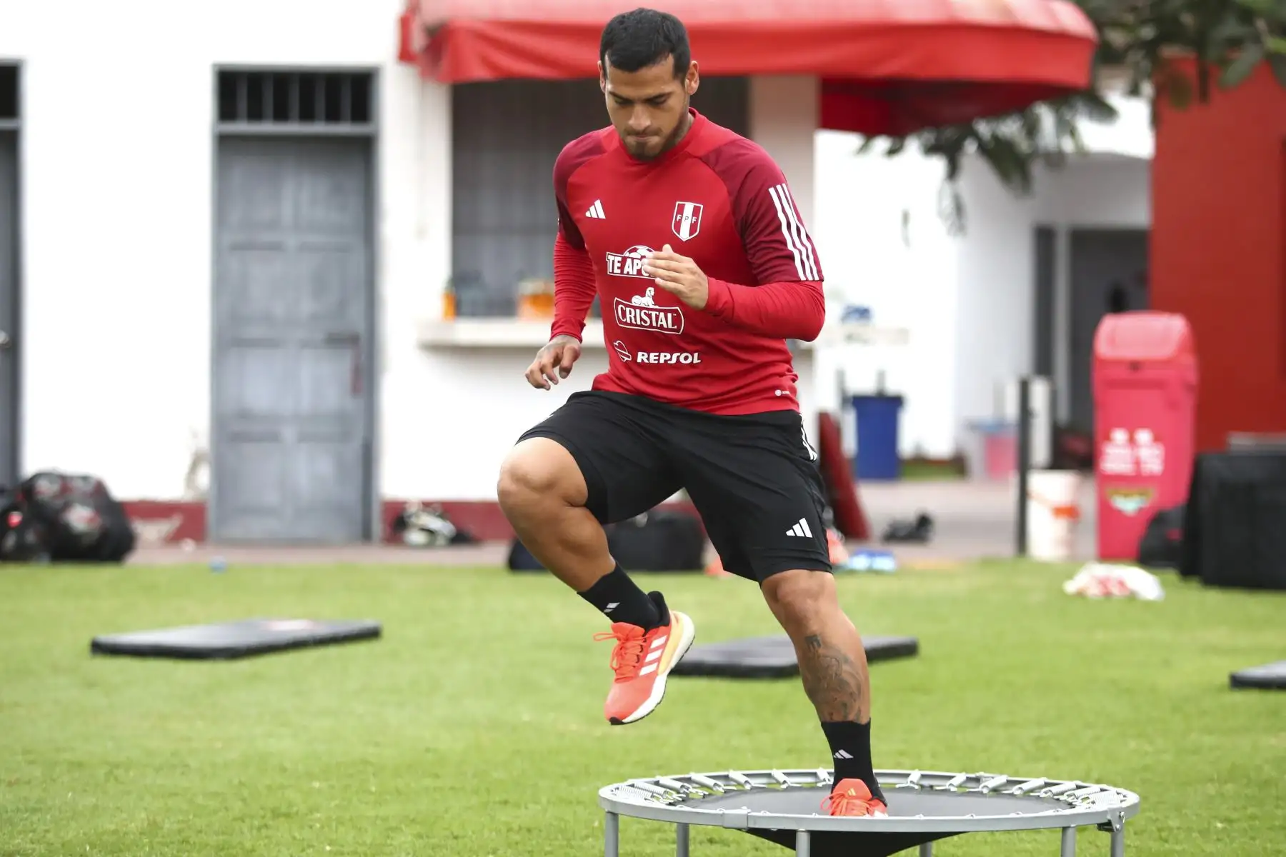 Jugadores de la Selección Peruana de Fútbol volvieron a las prácticas en el complejo de entrenamiento en la videna  de San Luis. Foto: FPF