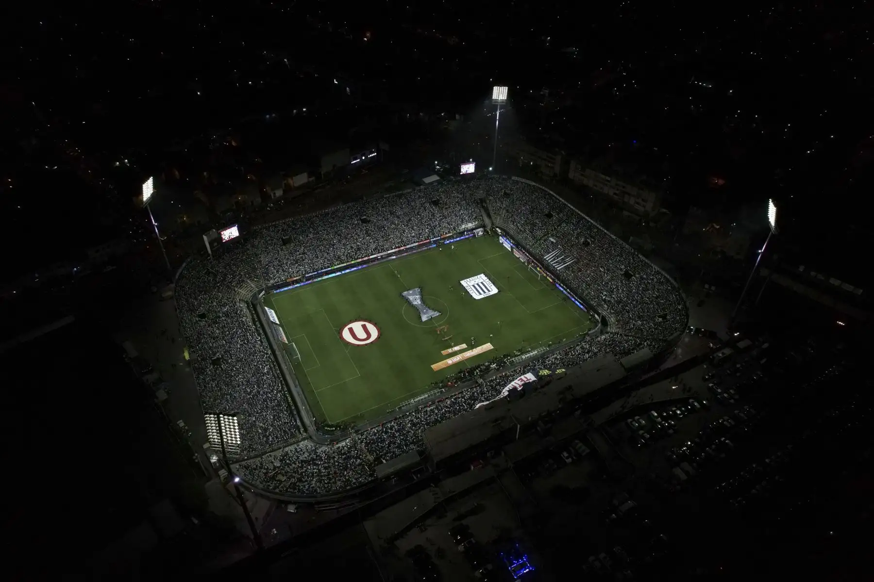 Así luce el estadio Alejandro Villanueva de La Victoria donde se juega la final de la Liga 1 en el clásico del fútbol peruano. Foto: ANDINA/Juan Carlos Guzmán Negrini