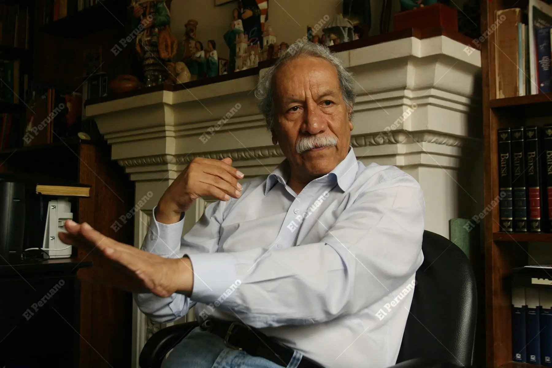 Lima - 16 diciembre 2010 / Luis Guillermo Lumbreras, destacado arqueólogo, antropólogo y educador sanmarquino. Foto: Diario Oficial El Peruano / Rubén Grandez