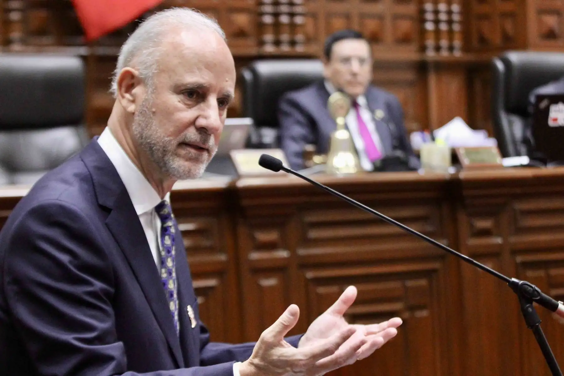 El canciller Javier González-Olaechea, se presenta  ante el Congreso, para sustentar la solicitud de autorización de viaje de la presidenta de la República, Dina Boluarte, a los Estados Unidos. Foto: ANDINA/ Congreso