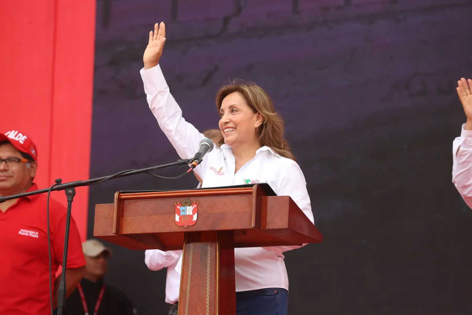Presidenta Dina Boluarte participó en la presentación del programa Llamkasun Perú, en el distrito de Carabayllo. Foto: ANDINA/ Prensa Presidencia