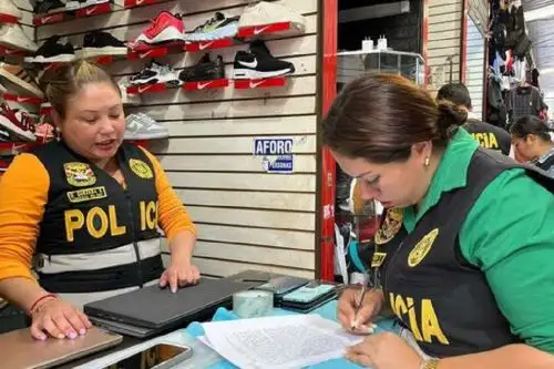 Estos dispositivos fueron hallados en 20 puestos del mencionado lugar, ubicado en la cuadra 6 de la avenida Miguel Grau.
