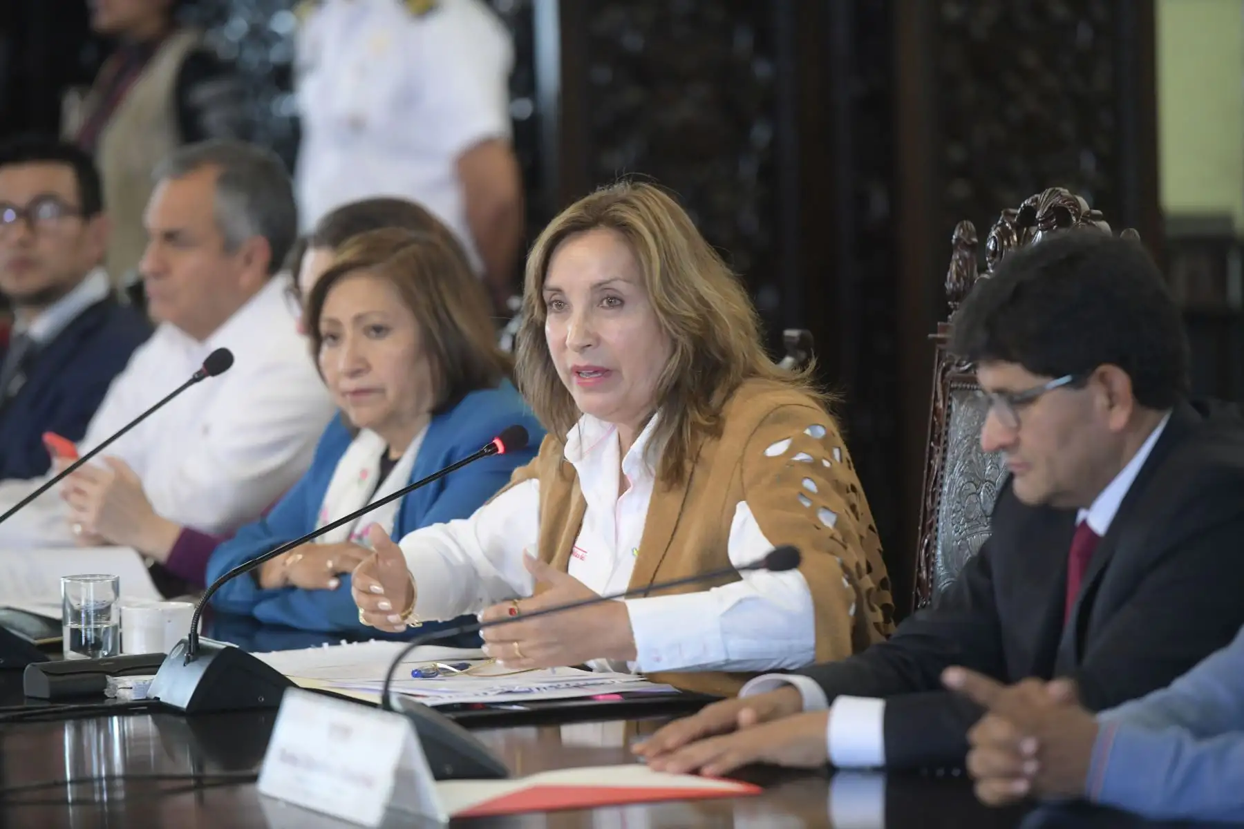 Presidenta Dina Boluarte se reunió con el gobernador regional de Arequipa y alcaldes de la región. Foto: ANDINA/ Prensa Presidencia