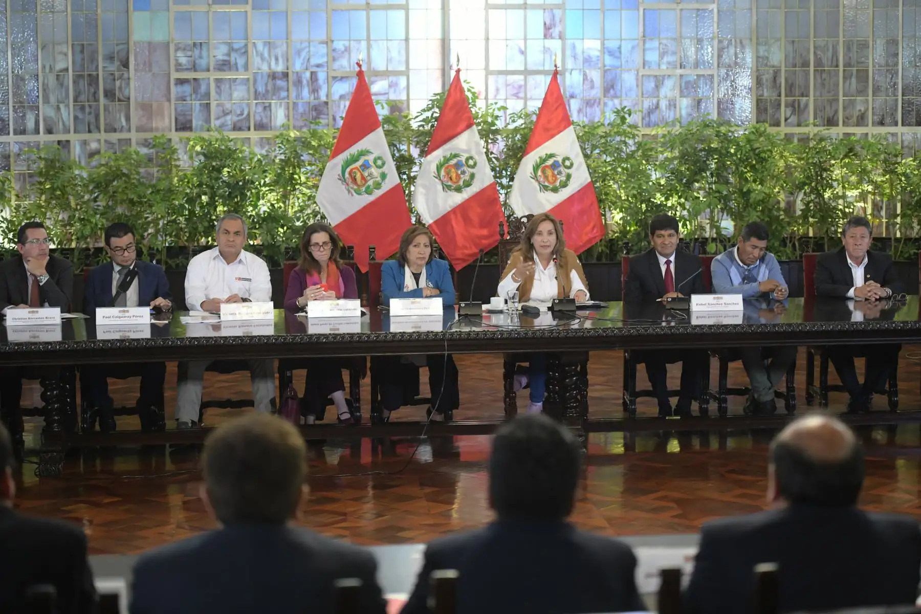 Presidenta Dina Boluarte se reunió con el gobernador regional de Arequipa y alcaldes de la región. Foto: ANDINA/ Prensa Presidencia