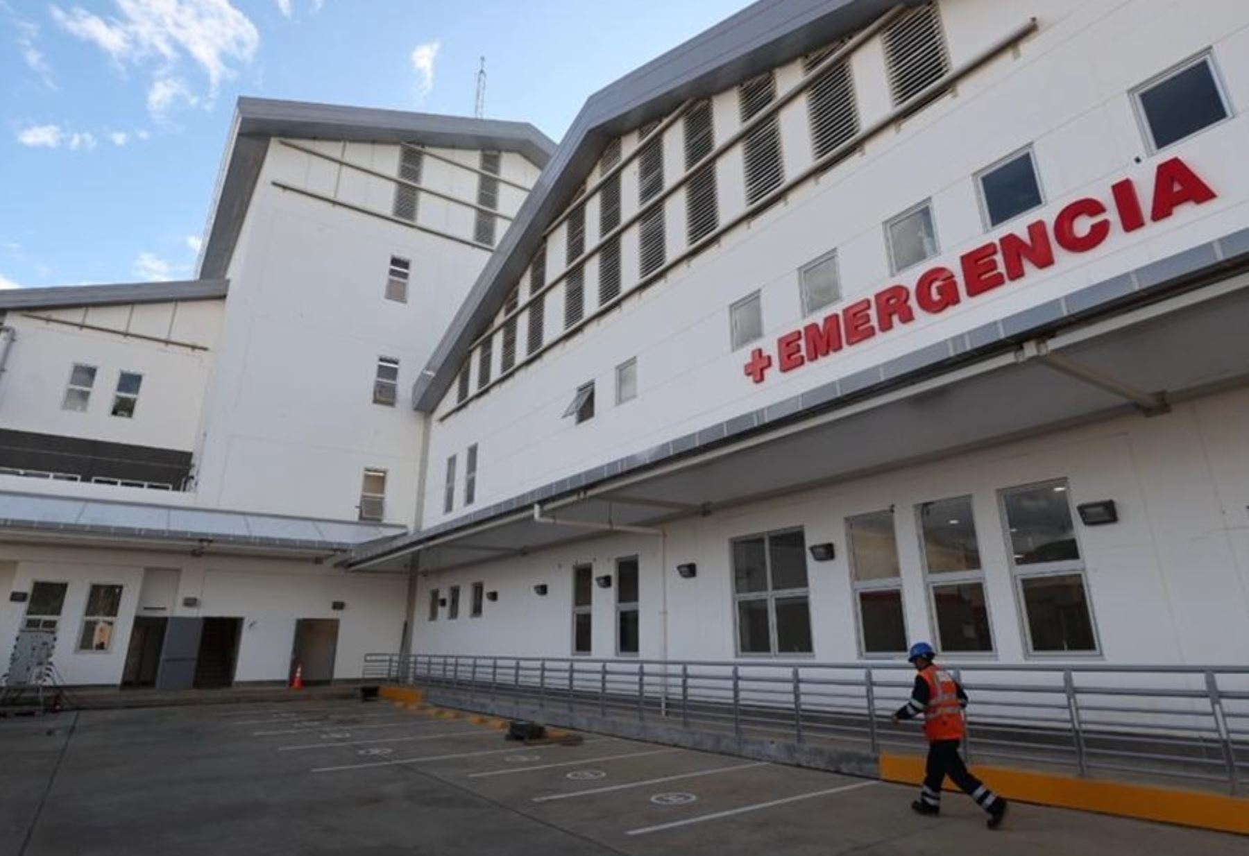 Los trabajos en el Hospital del Llata en Huánuco se encuentran en la última etapa de ejecución, por lo que se prevé entrará en funcionamiento a partir del segundo trimestre de 2024, informó el Ministerio de Salud.