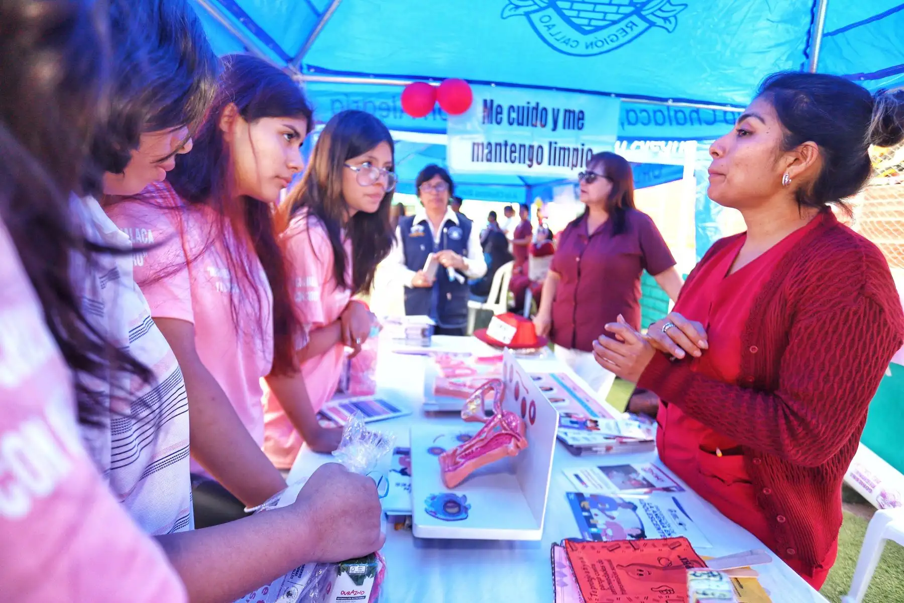 La jornada, que convocó a estudiantes de diversas instituciones educativas estuvo marcada por la concientización de estos sobre la importancia de prevenir el embarazo adolescente. 
Foto: ANDINA/Difusión