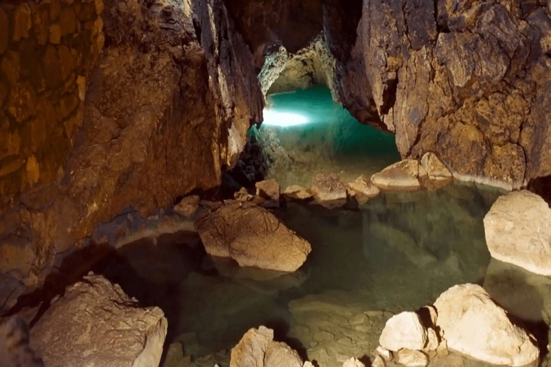 Pozos de agua subterránea. Sunass