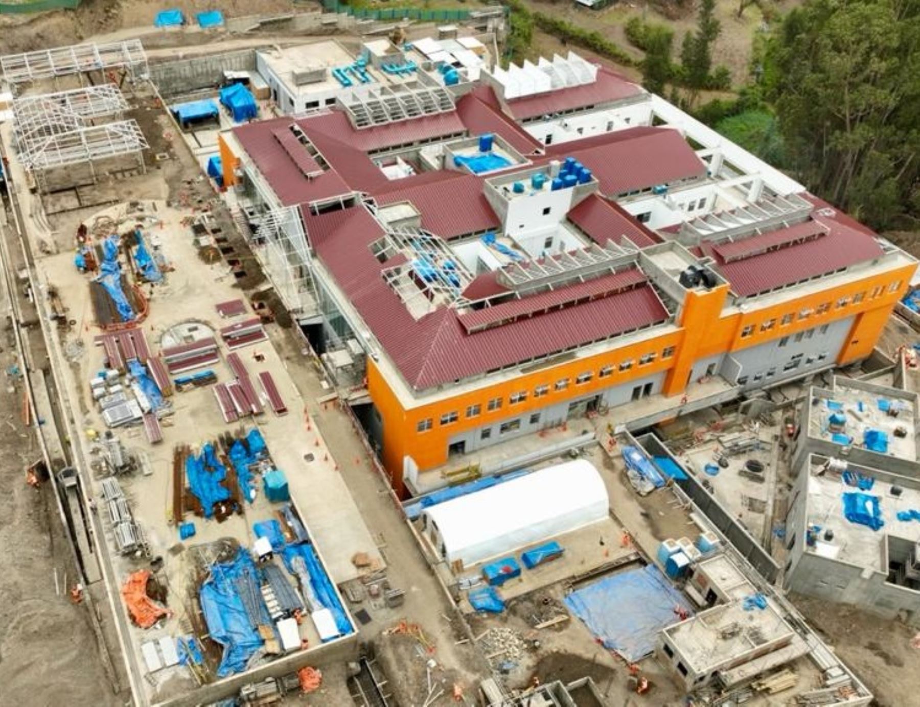 Un 58 % de avance registra las obras de construcción del nuevo Hospital de Huari que se ejecuta mediante el mecanismo de obras por impuestos. ANDINA/Difusión