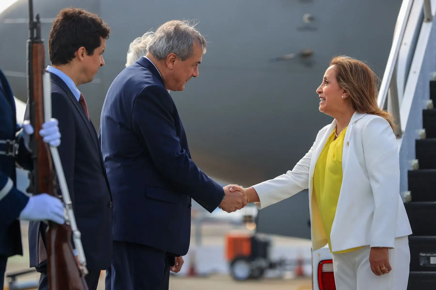 Presidenta de la república, Dina Boluarte, llega a San Francisco, Estados Unidos, para participar en la Semana de Líderes Económicos de APEC. Foto: ANDINA/ Prensa Presidencia