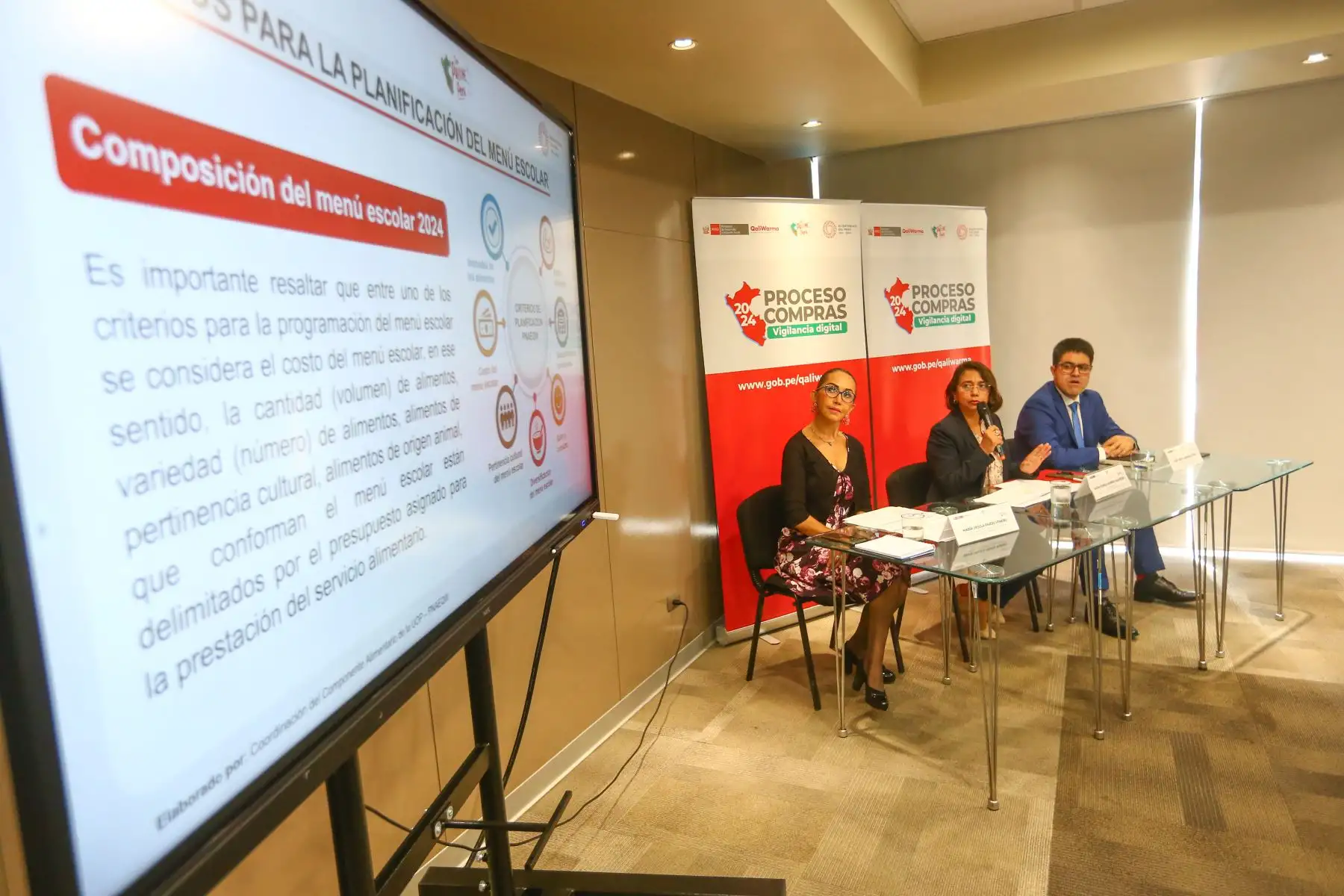 La Directora Ejecutiva del Programa Nacional de Alimentación Escolar Qali Warma, María Monica Moreno, del Ministerio de Desarrollo e Inclusión Social (Midis), ofreció el día de hoy una conferencia de prensa para presentar la primera convocatoria del Proceso de Compras Electrónico 2024; con la cual, se busca garantizar la atención del servicio alimentario escolar desde el primer día de clases del próximo año lectivo 2024.
Foto: ANDINA/Eddy Ramos