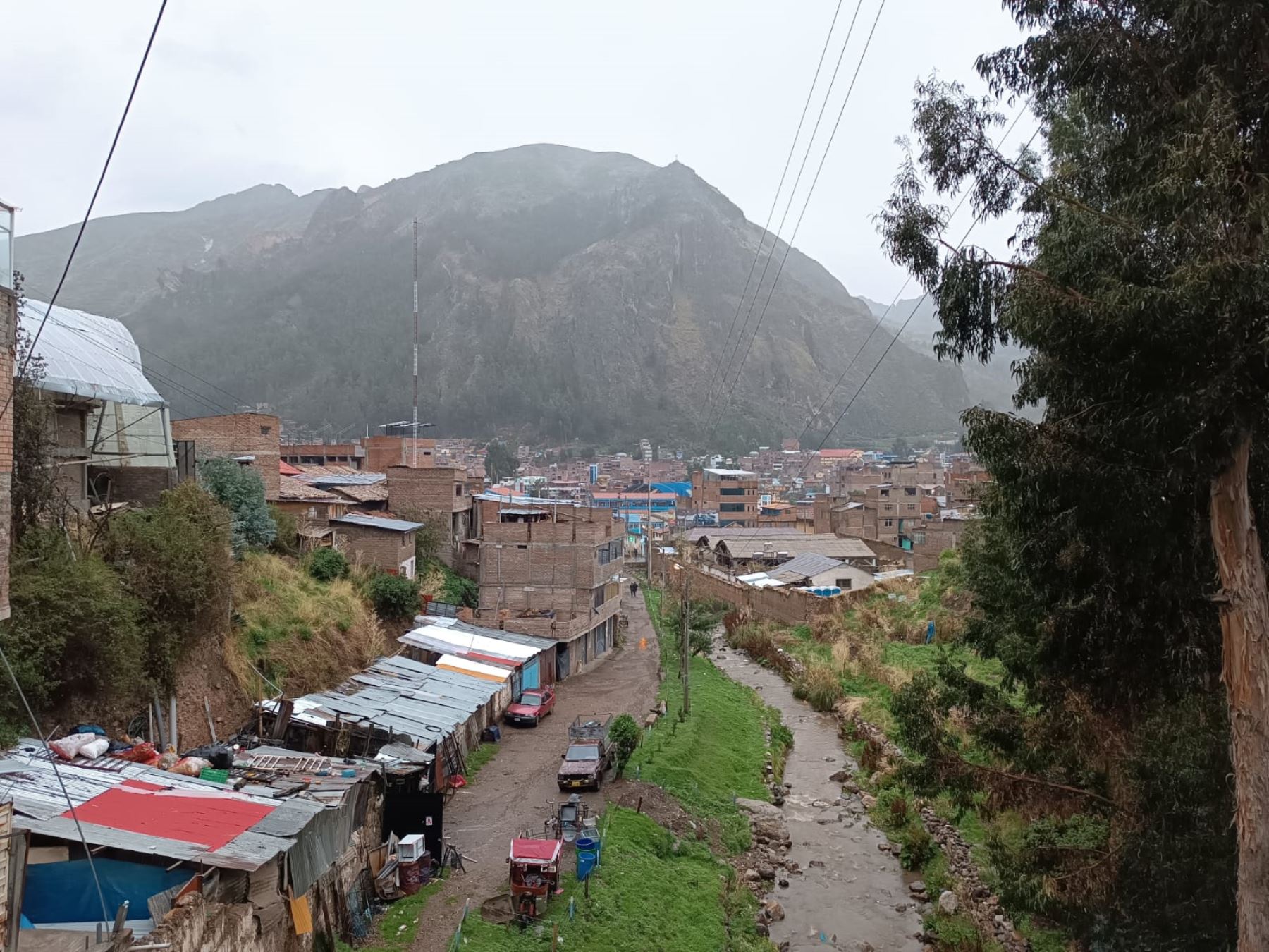 La ciudad de Huancavelica y otras localidades de esta región soportaron lluvias de moderada intensidad y se espera que estas continúen. Foto: ANDINA/difusión.
