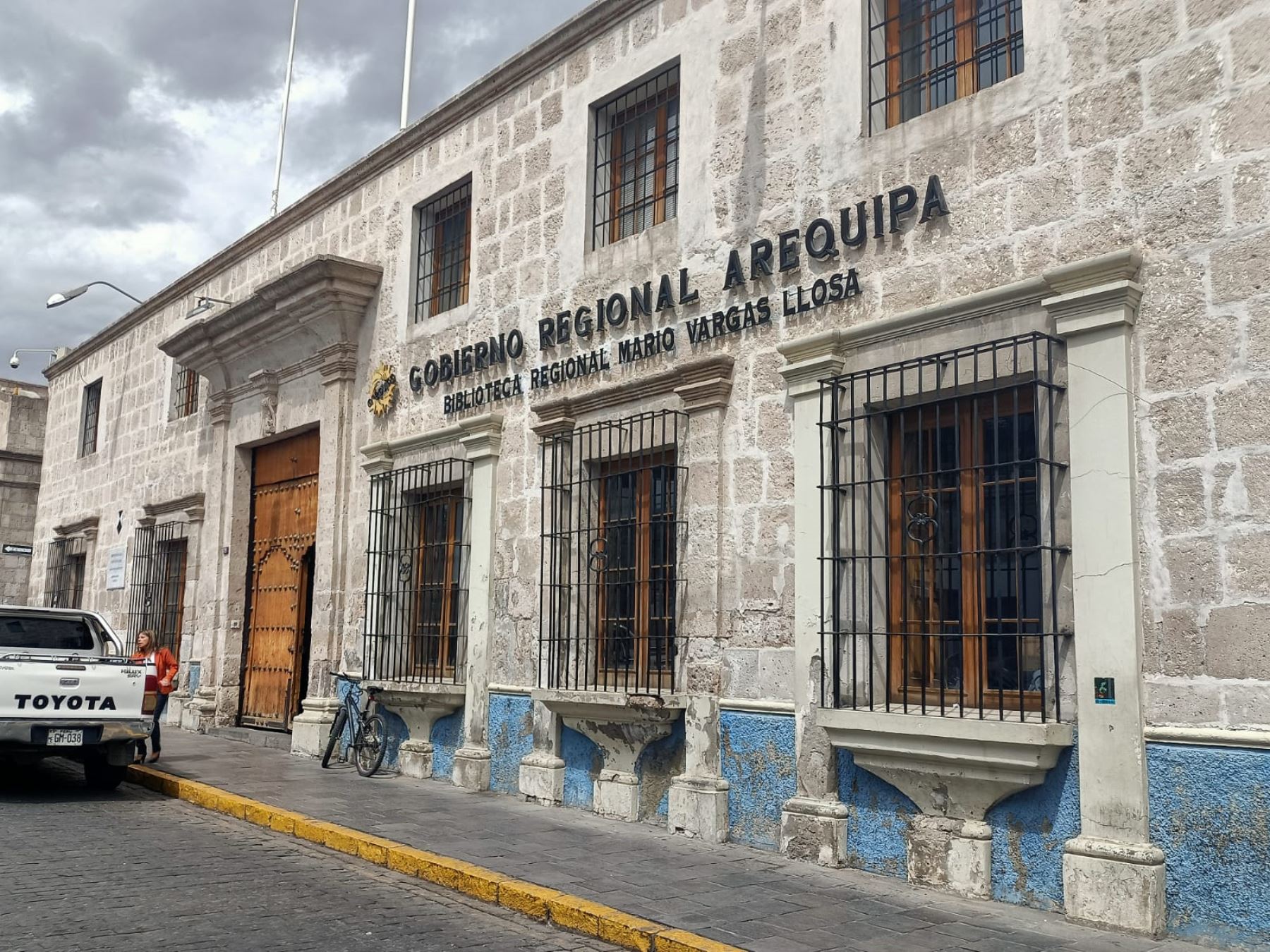 La Biblioteca Regional Mario Vargas Llosa de Arequipa inaugurará este viernes 17 una nueva sala de lectura y se pondrá a disposición del público más de 5,000 libros y revistas. ANDINA/Difusión