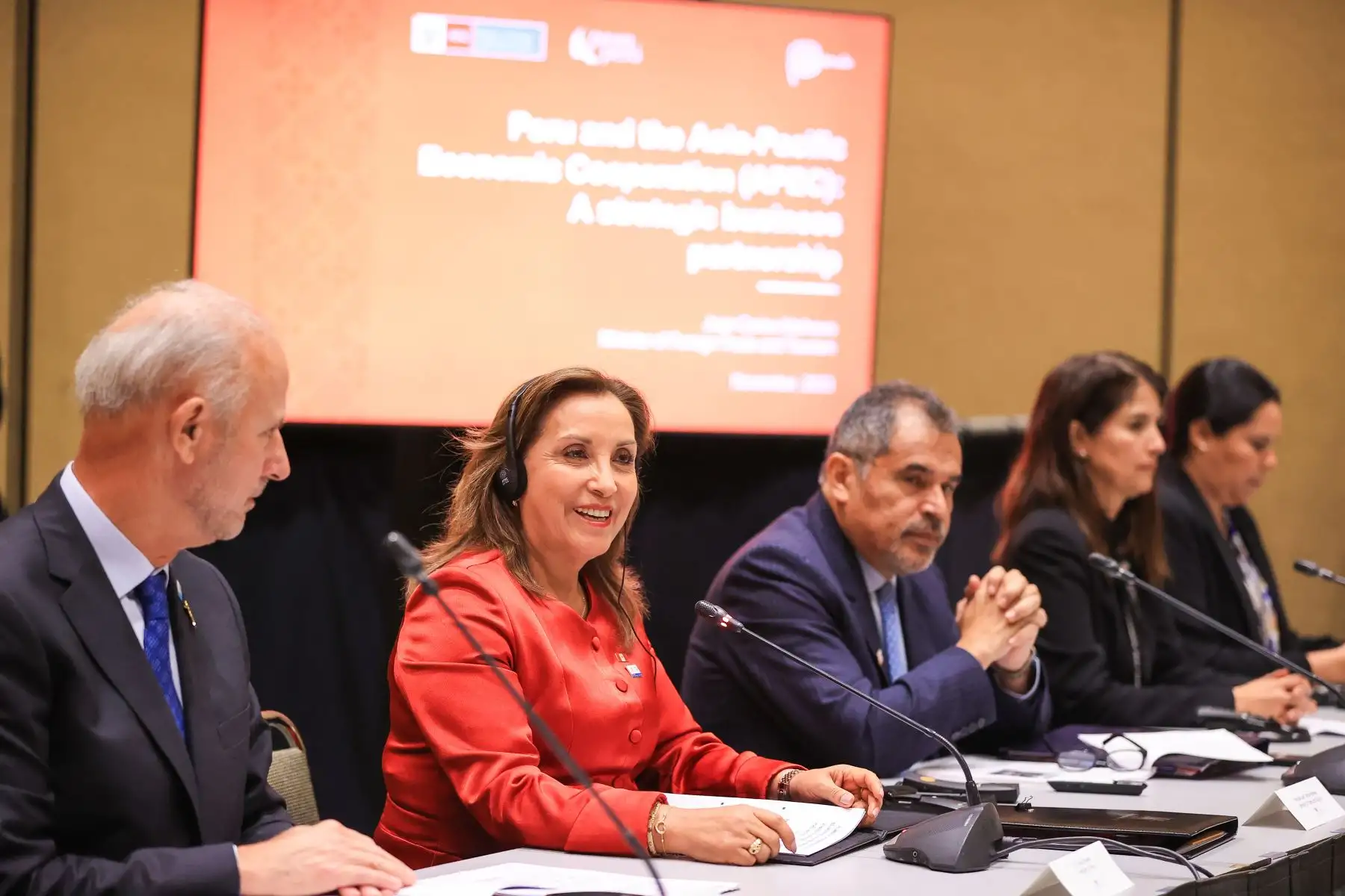 Presidenta Boluarte participó en la sesión de promoción país y atracción de inversiones, en el marco de APEC 2023. Foto: ANDINA/Prensa Presidencia