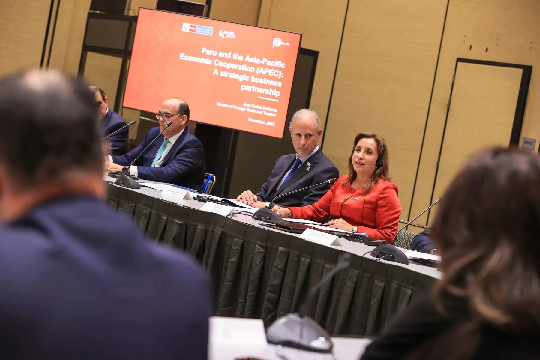 Presidenta Boluarte participó en la sesión de promoción país y atracción de inversiones, en el marco de APEC 2023. Foto: ANDINA/Prensa Presidencia