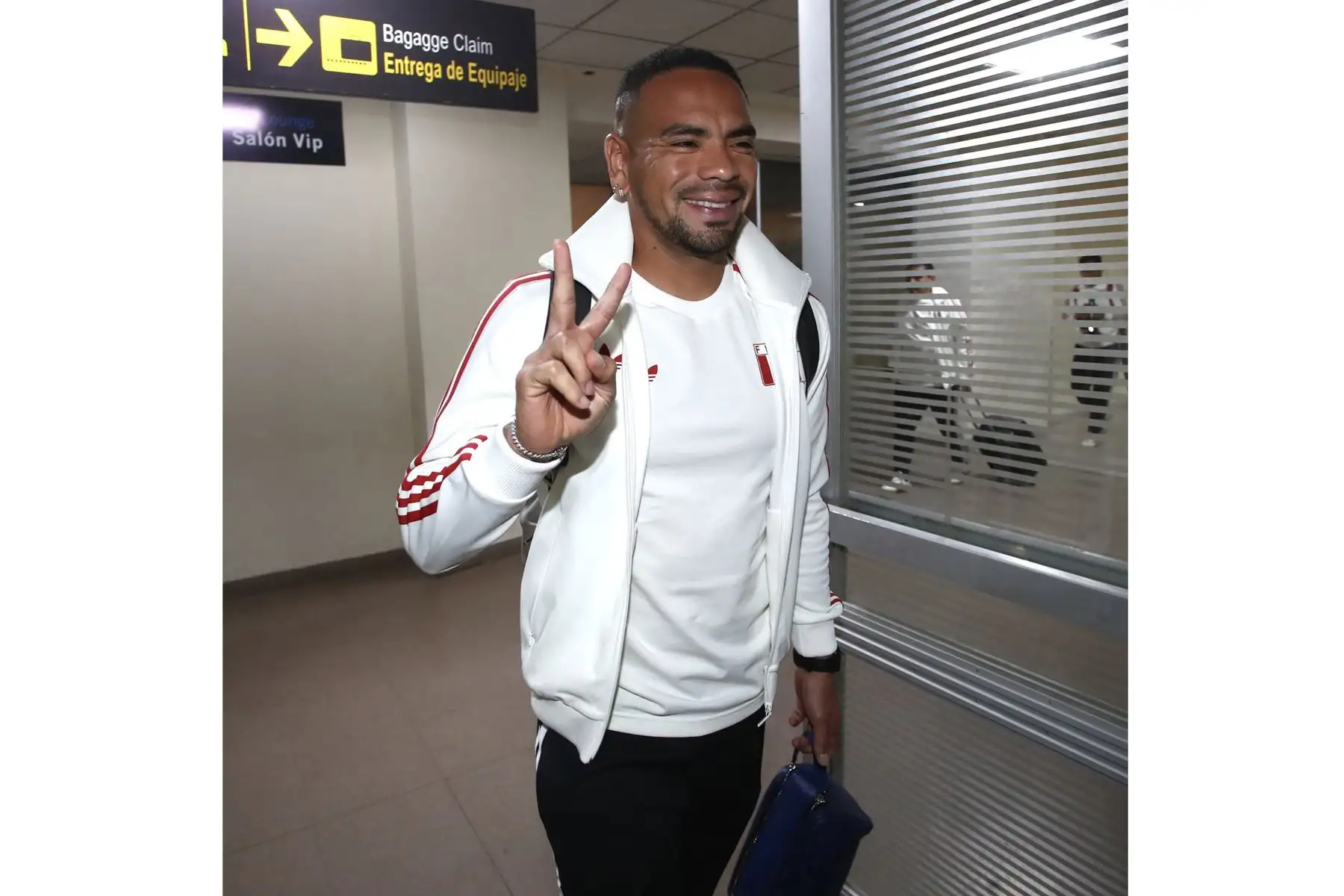 Jugadores de la Selección Peruana de Fútbol llegaron a La Paz, Bolivia, donde disputarán un partido por las eliminatorias al Mundial 2026. Foto: FPF