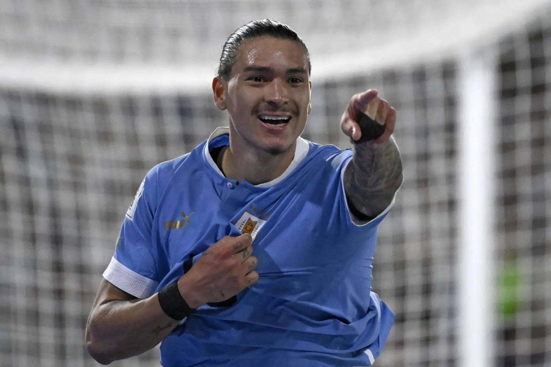 Con goles de Ronald Araújo y Darwin Núñez, Uruguay le gana 2-0 a Argentina en el Estadio La Bombonera de Buenos Aires por las eliminatorias sudamericanas al Mundial de Fútbol 2026. Foto: AFP