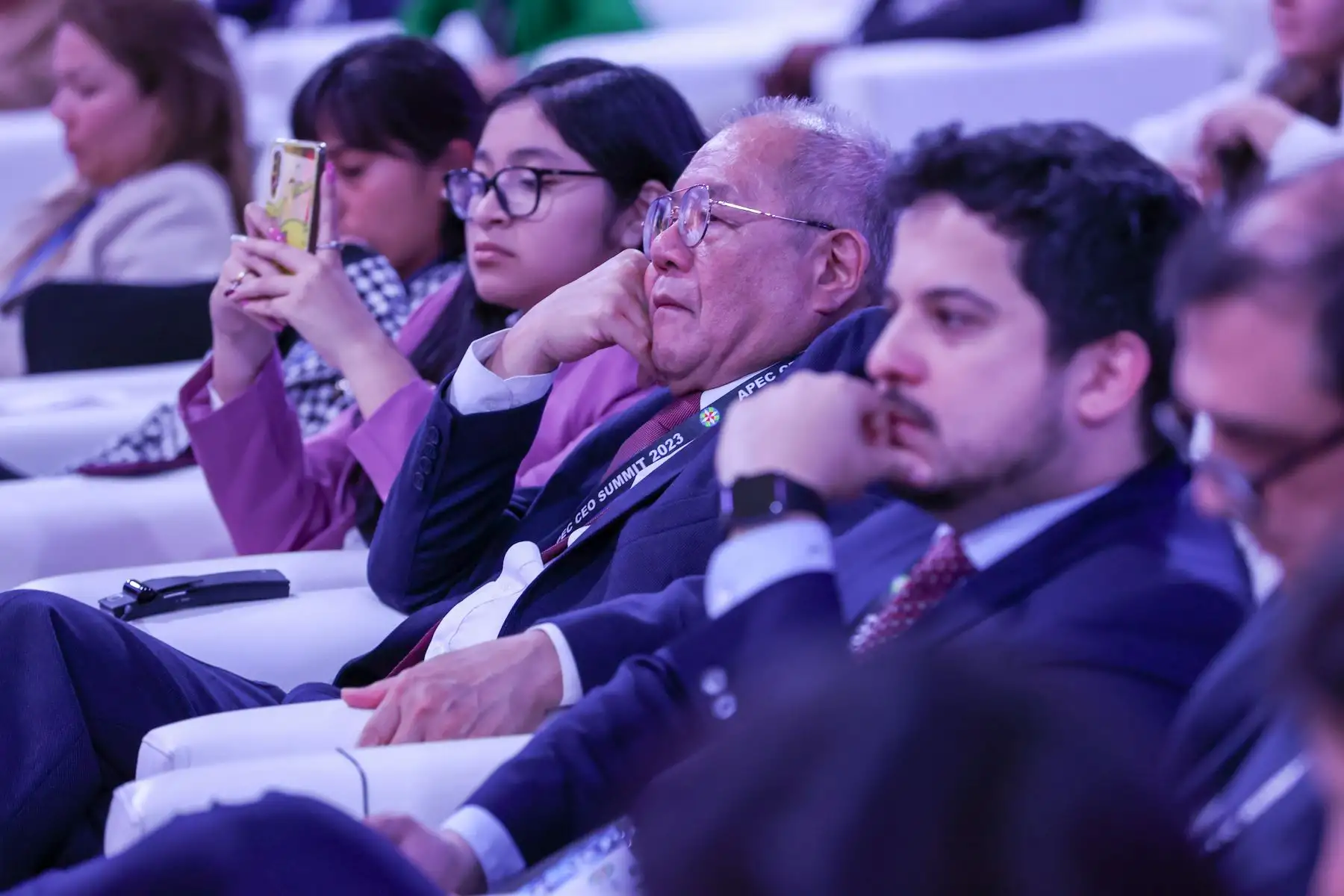 La presidenta Dina Boluarte invitó a empresarios del Asia-Pacífico a participar en las distintas reuniones del Foro de Cooperación Económica Asia-Pacífico APEC 2024 que se realizará en el Perú.
Foto: ANDINA/Prensa Presidencia