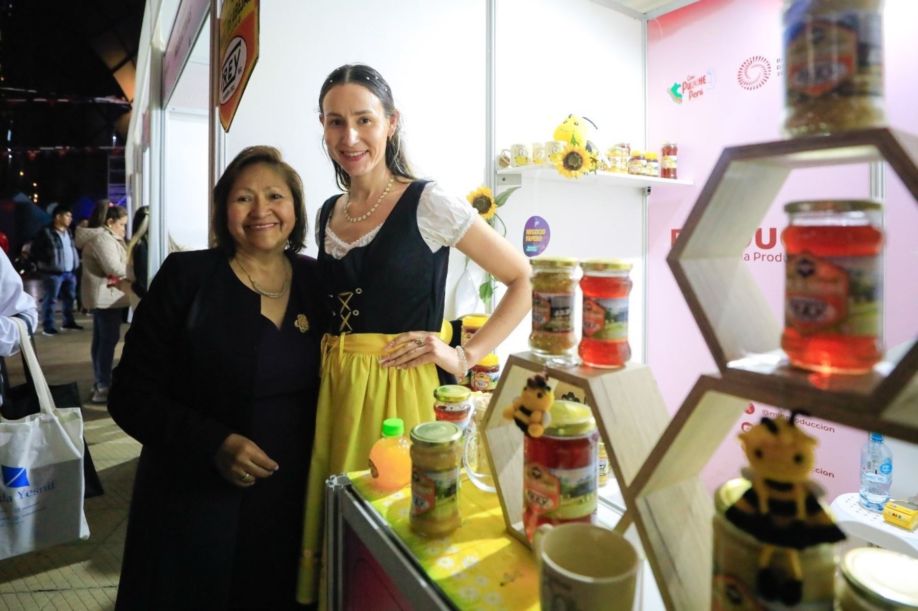 La ministra Ana María Choquehuanca inauguró en Miraflores la feria Perú Produce. Foto: PRODUCE/Difusión.