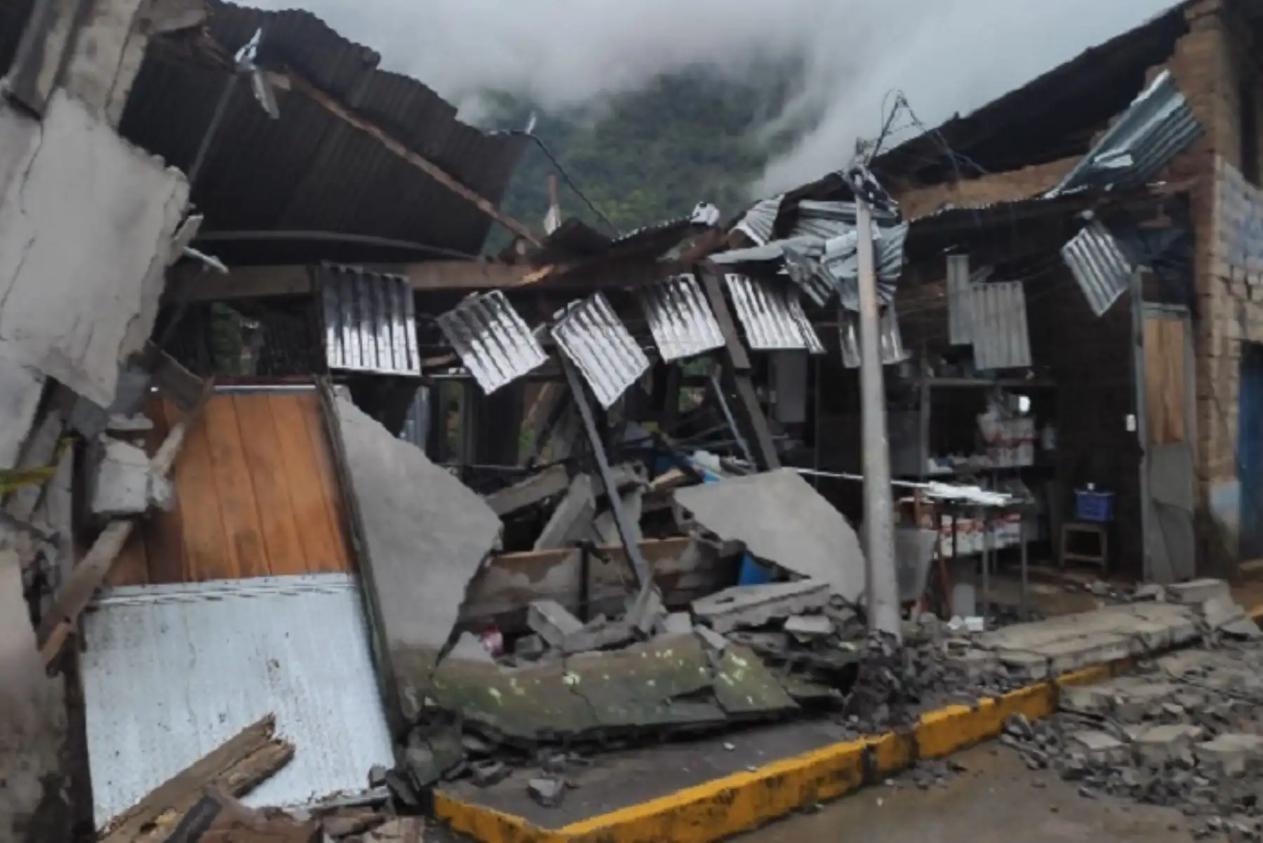 Ccomuna local gestiona la entrega de bienes de ayuda humanitaria para la atención de las personas damnificadas.