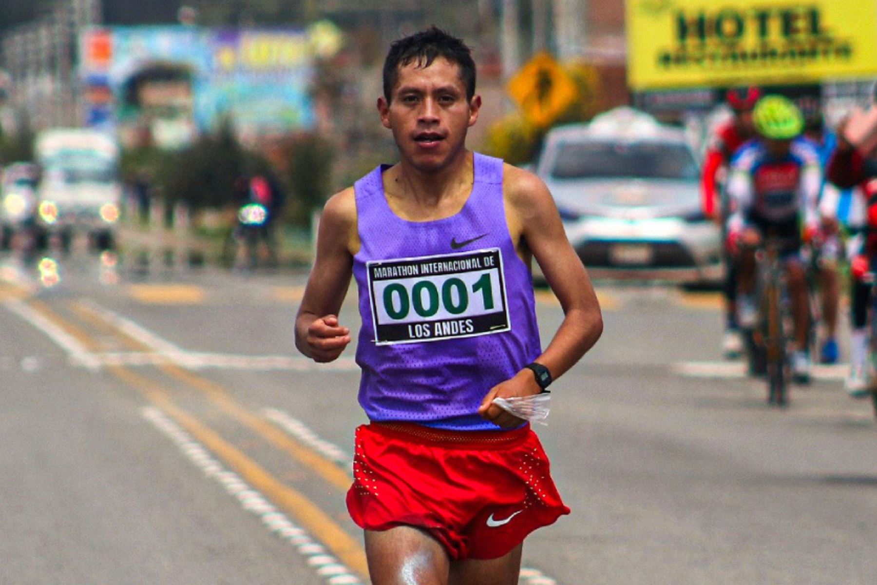 Cristhian Pacheco ganó la Maratón Internacional de los Andes