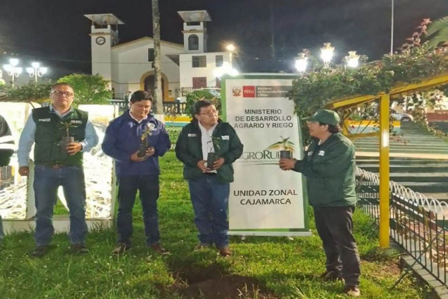 Director ejecutivo de Agro Rura, Víctor Baca Ramos, lideró actividades realizadas en la región.