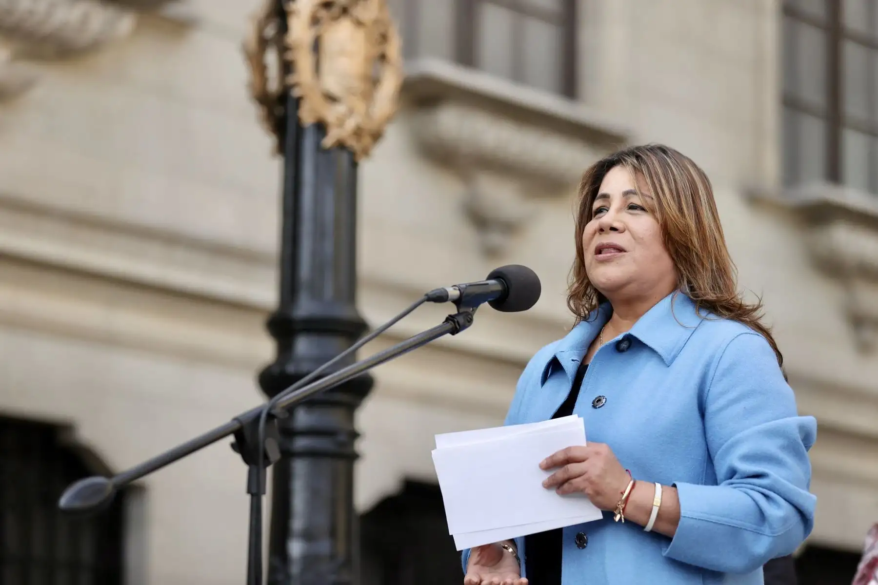 Ministra de Desarrollo Agrario y Riego, Jennifer Contreras Álvarez, participó de la conferencia de prensa brindada luego de la sesión de Consejo de Ministros para informar a la ciudadanía sobre las últimas decisiones adoptadas en sesión del Consejo de Ministros.
Foto: ANDINA/ PCM