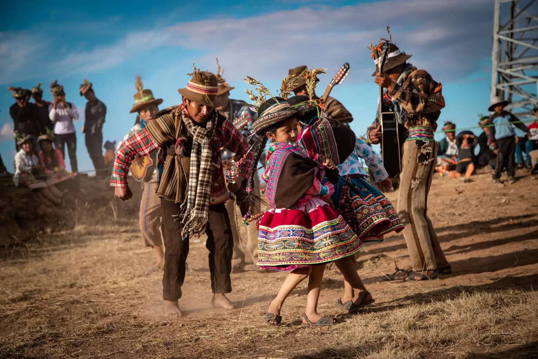 El Ministerio de Cultura declaró Patrimonio Cultural de la Nación a la expresión cultural Chimaycha con Chinlili de las provincias de Cangallo, Fajardo y Huamanga en el departamento de Ayacucho, por constituir una práctica performativa y ritual; así como un marcador sonoro de identidad de las comunidades que lo practican.
Foto: ANDINA/MINCUL