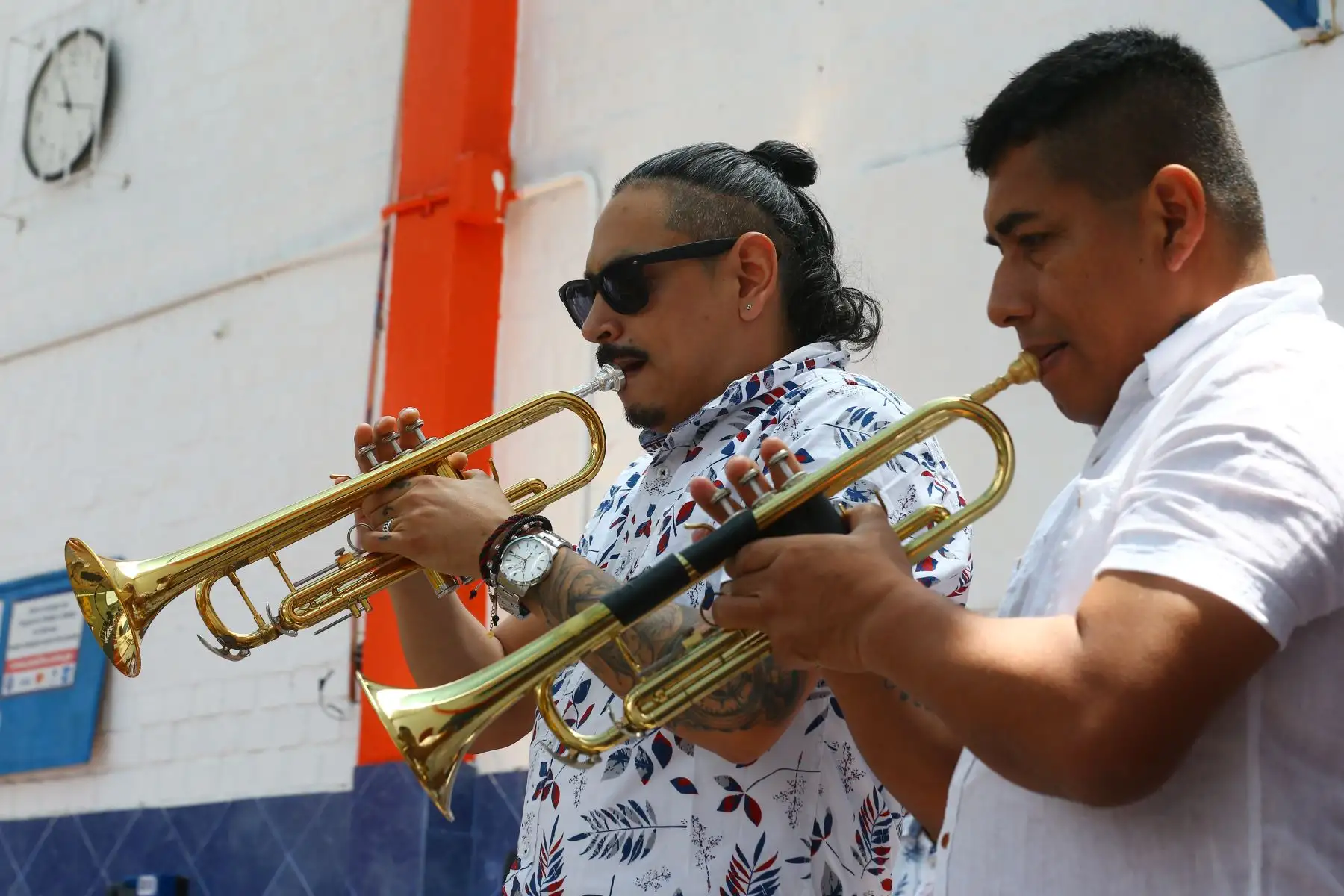 Con gran derroche de talento y despliegue artístico, internos del penal Castro Castro integrantes del  “Son de Castro” presentan su mejor repertorio musical previo a la celebración por el Día del Músico.
Foto: ANDINA/Eddy Ramos