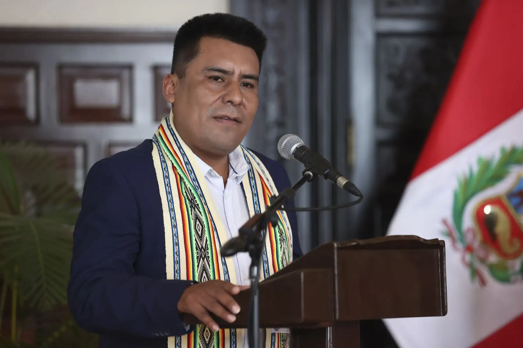 La presidenta Dina Boluarte participó en la ceremonia de suscripción del convenio de cooperación entre el Gobierno Regional de Apurímac y el ministerio de Energía y Minas  y destacó que, en el marco del plan Con Punche Perú, se han construido más de 800 kilómetros de nuevas redes de gas natural en seis meses de trabajo y que hasta ahora se han suscrito convenios con Cusco, Ayacucho, Junín, Huancavelica y Apurímac.
Foto: ANDINA/Presidencia Perú