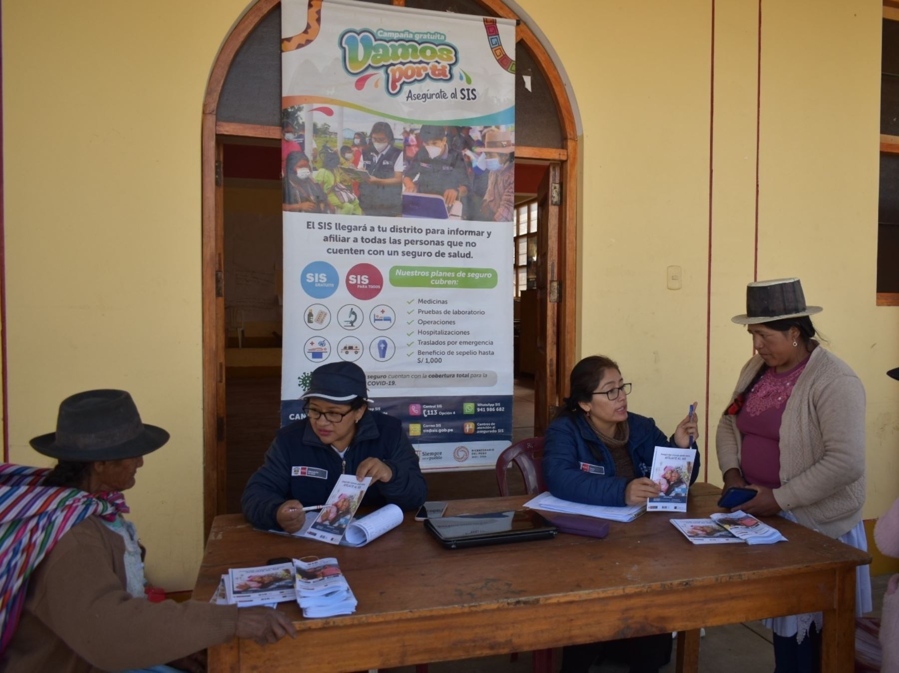 Más de 83,000 pobladores de 225 centros poblados de comunidades altoandinas de Apurímac, Ayacucho e Ica recibieron atención en salud gracias a las campañas organizadas por el SIS. ANDINA/Difusión