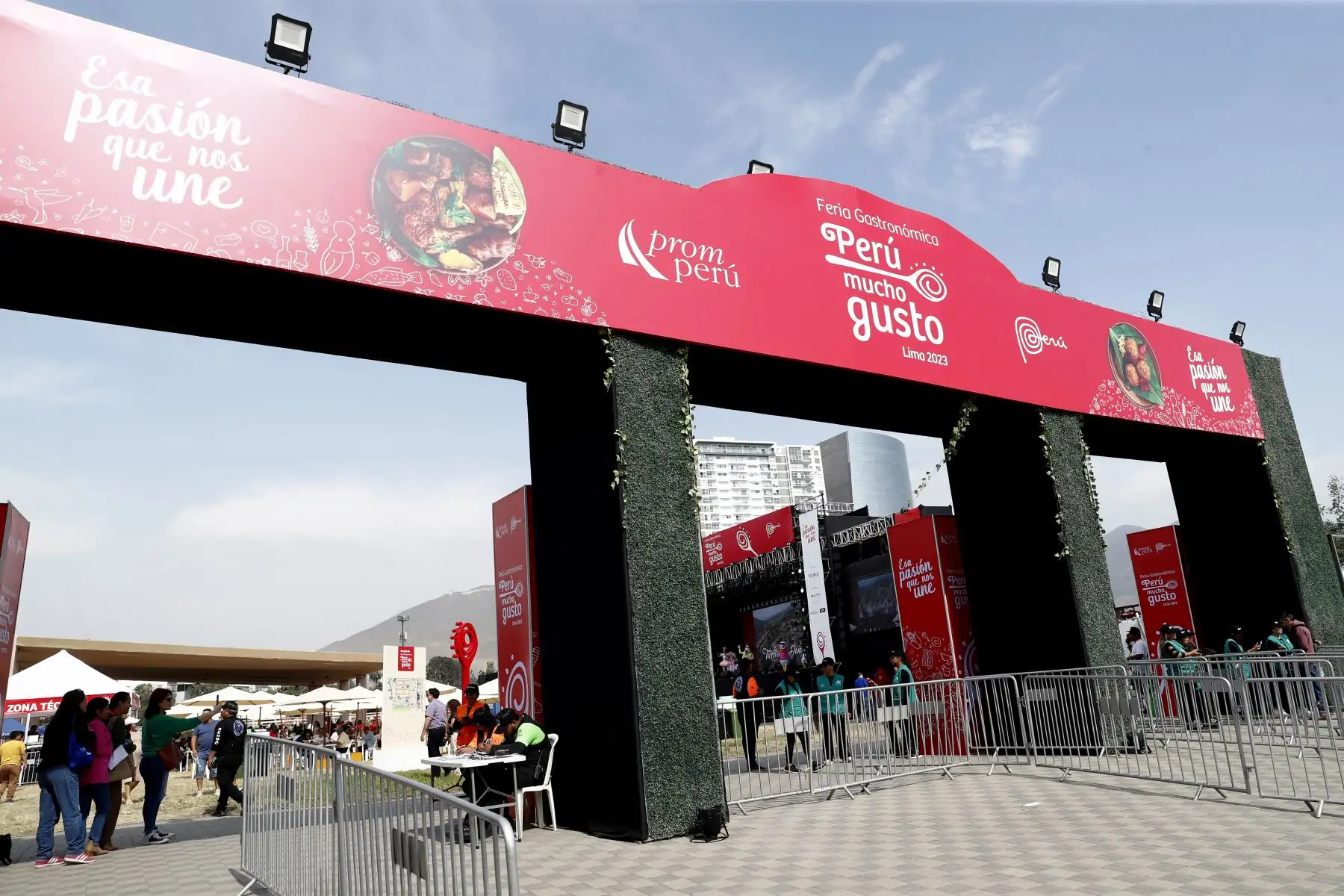 Se inauguró la feria gastronómica Perú Mucho Gusto Lima 2023, que se realiza del viernes 24 al domingo 26 de noviembre en el Plaza Arena del Jockey Club del Perú en Surco. Foto: ANDINA/Daniel Bracamonte