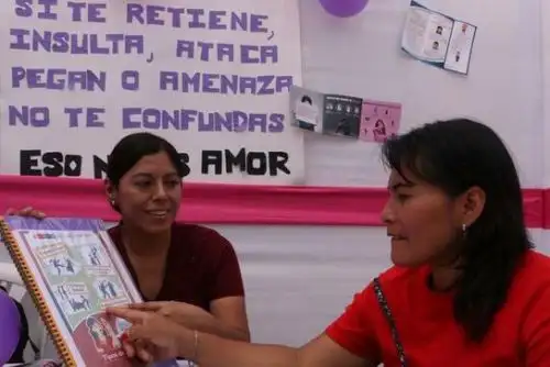 El Minsa sensibilizó a mujeres y hombres sobre la importancia de denunciar, ante las autoridades correspondientes, si es víctima de agresión física o psicológica. Foto: ANDINA/Difusión