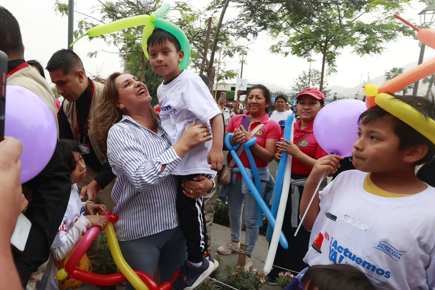 En el marco del Día Internacional de la Eliminación de la Violencia contra la Mujer, la presidenta de la república, Dina Boluarte, participa en la campaña ¡Actuemos ya!, salvemos a las niñas de la violencia sexual. Foto: ANDINA/Vidal Tarqui