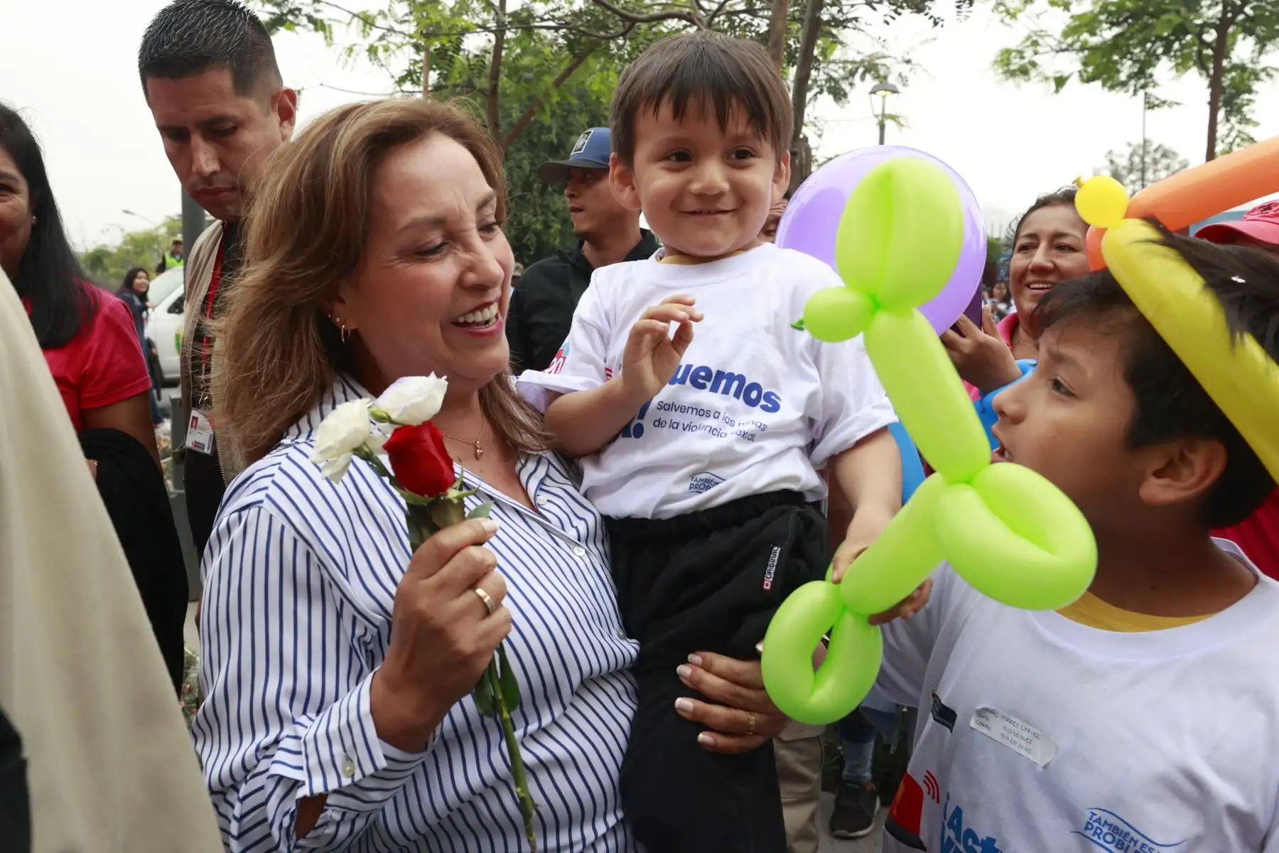 En el marco del Día Internacional de la Eliminación de la Violencia contra la Mujer, la presidenta de la república, Dina Boluarte, participa en la campaña ¡Actuemos ya!, salvemos a las niñas de la violencia sexual. Foto: ANDINA/Vidal Tarqui