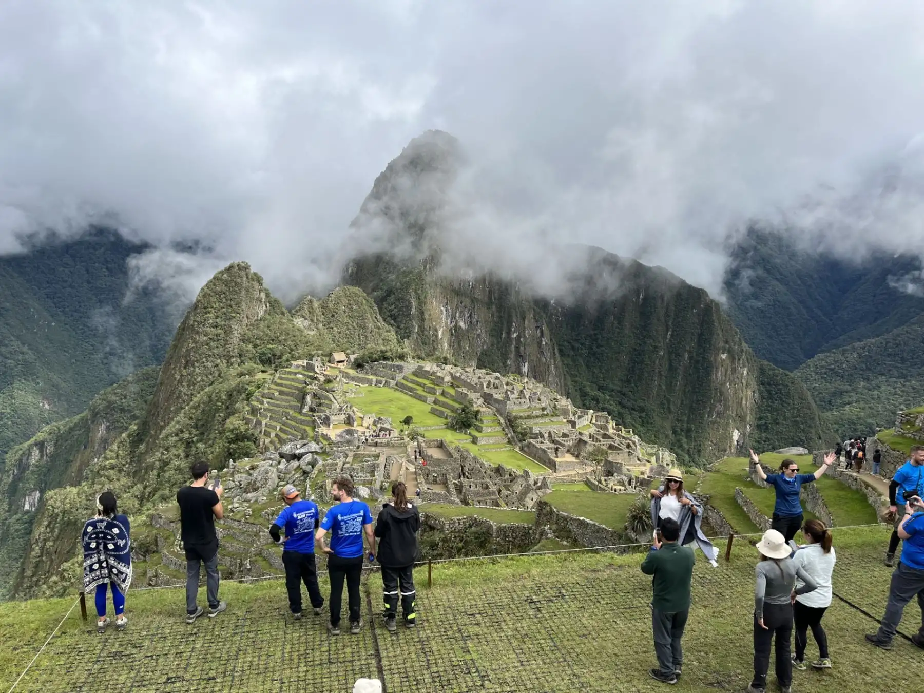 Desde el viernes 1 de diciembre los turistas que deseen visitar Machu Picchu podrán realizar una reserva virtual que les permitirá comprar al día siguiente el boleto de ingreso a la ciudadela inca. ANDINA/Percy Hurtado Santillán