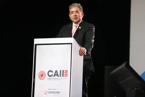 Contraloría: uso de inteligencia artificial permitirá evaluar a postores a obras públicas