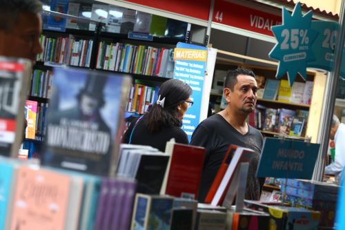 Editora Perú presente en la Feria del Libro Ricardo Palma en Miraflores