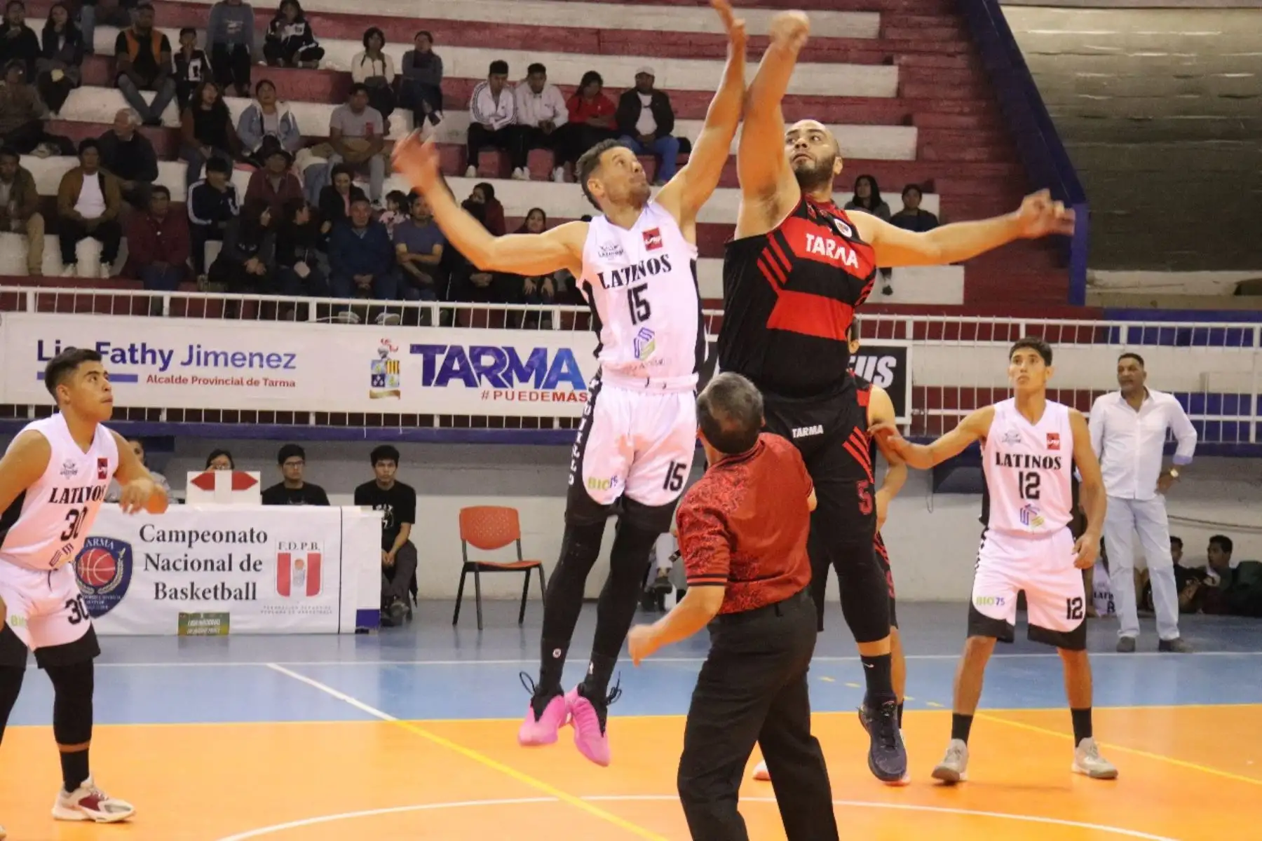 La Junta Directiva de la Federación Peruana de Basketball fue reconocida por el IPD