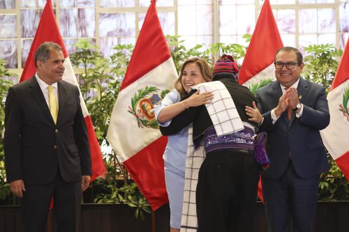 La presidenta Dina Boluarte participó en el reconocimiento de Chacas, Chavín de Huántar, Paucartambo, Pozuzo y Taquile como "Best Tourism Villages"