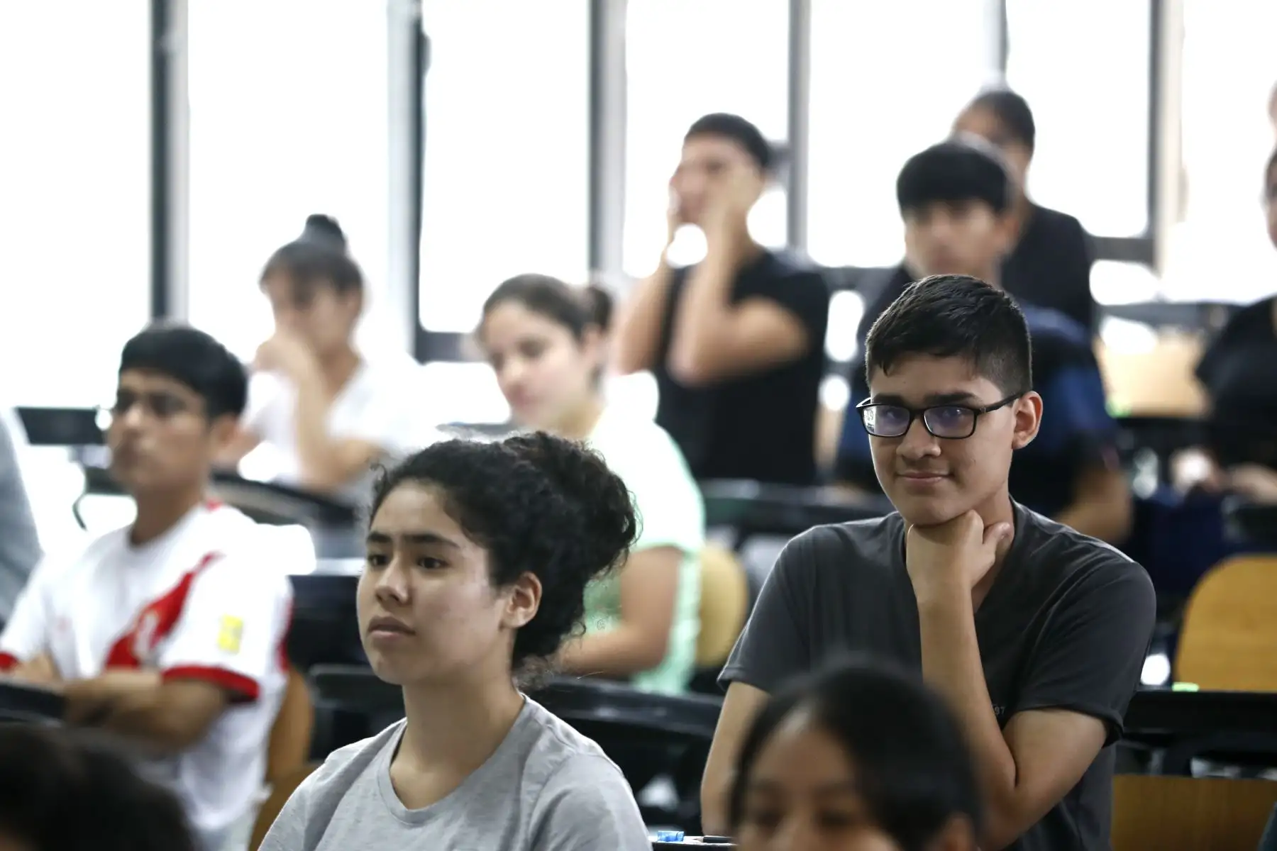 En el primer examen de admisión a la Universidad San Marcos 2024-1, el sábado 2 de diciembre, postularon un total de 10,183 jóvenes, quienes empezaron a ingresar a la Ciudad Universitaria desde las 6:00 hasta las 8:30 horas, momento en que se cerraron las puertas de ingreso. Foto: ANDINA/Daniel Bracamonte