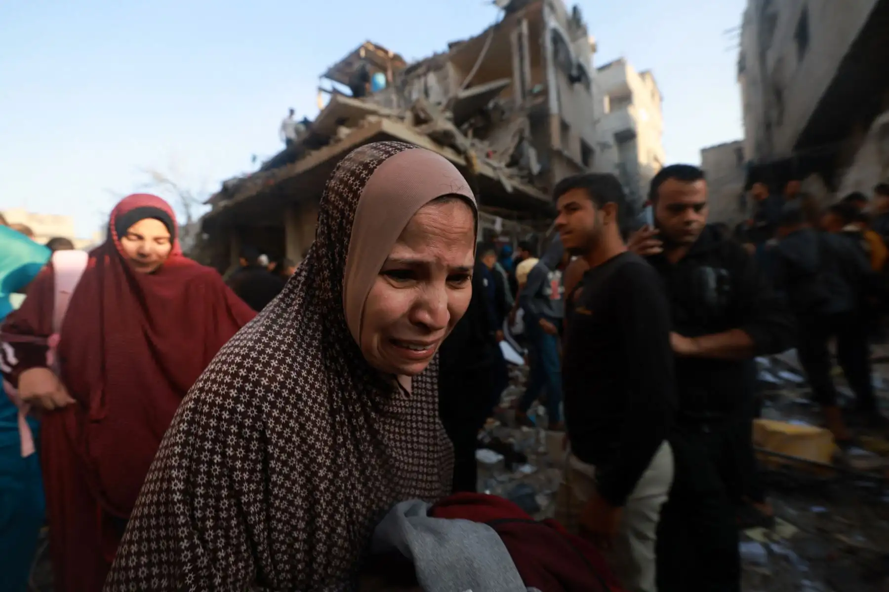 La morgue del hospital Nasser de Jan Yunis, en Gaza, vuelve a estar llena tras una semana de tregua. Foto: AFP
