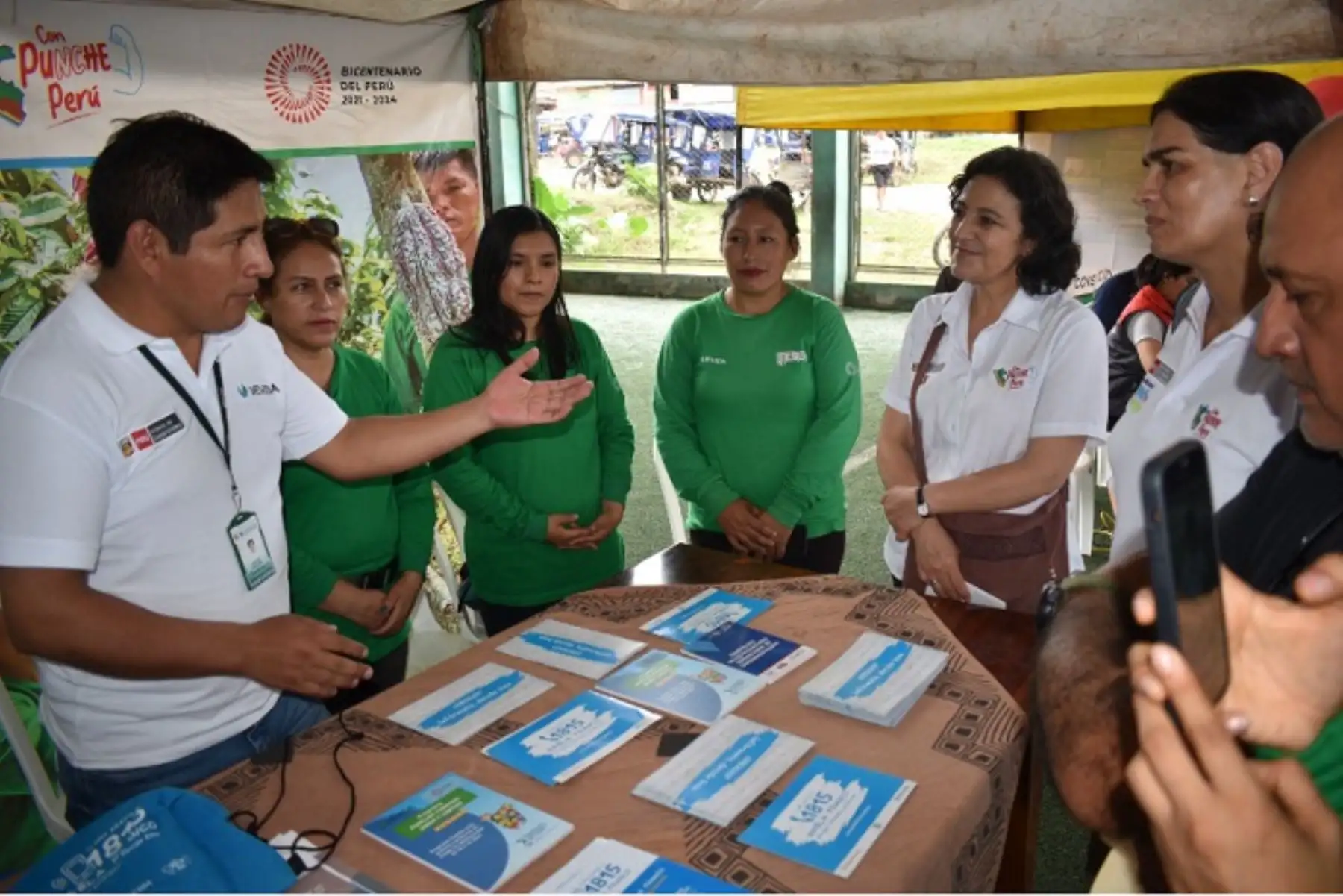 Midis realizó Feria Multisectorial de Servicios se llevó en coordinación con la Municipalidad de Constitución, provincia de Oxapampa, región Pasco.
