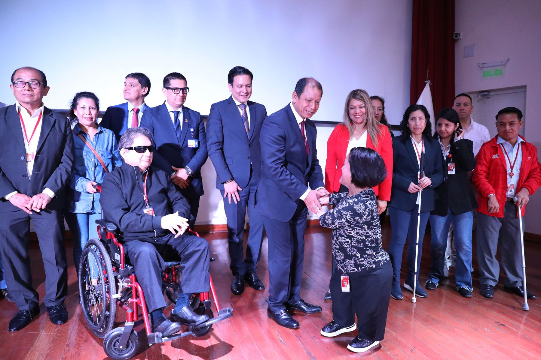 Ministro de Trabajo y Promoción del Empleo, ,Daniel Maurate, participa en la  ceremonia por el Día Internacional de la Persona con Discapacidad.
Foto: MTPE