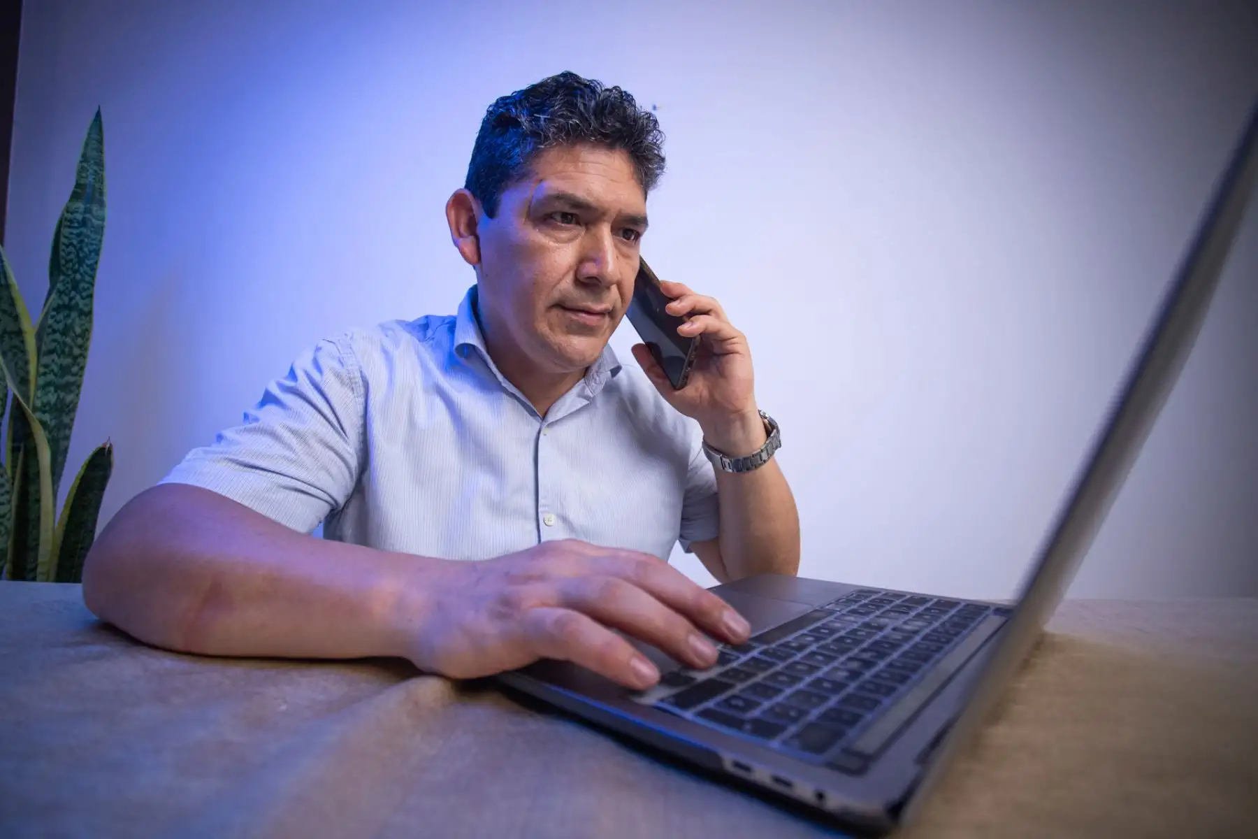 Las formas de uso de internet que experimentaron un mayor crecimiento en el Perú estuvieron vinculadas principalmente a la banca electrónica, las redes sociales y la mensajería instantánea, así como las llamadas online a través de Skype, WhatsApp o Facebook. Cortesía Osiptel