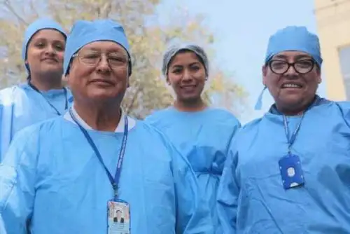Obstetras, odontólogos, psicólogos, nutricionistas, enfermeras, cirujanos, entre otros, recibirán el aumento que oscila entre los 1076 y 1910 soles, mientras que a los técnicos y auxiliares se les otorga el aumento de 350 soles. Foto: ANDINA/Difusión